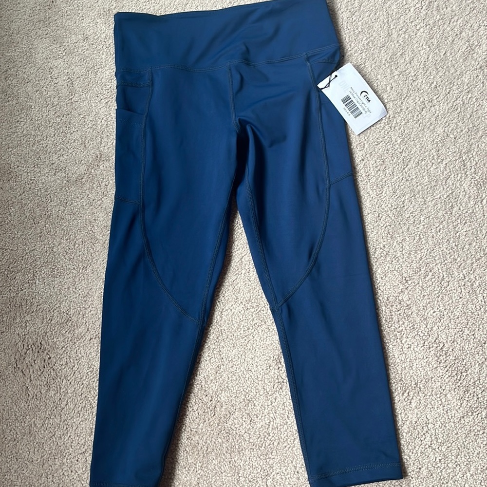 Zyia active capri leggings